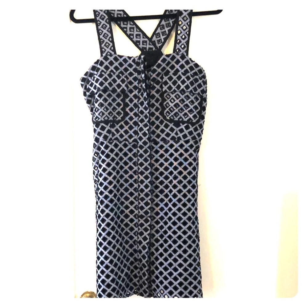 Kendall & Kylie eyelet button-down mini dress (L)